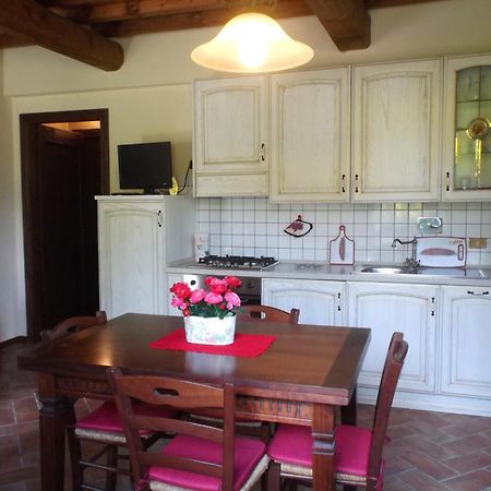 Apartments Borgo Toscano Gambassi Terme Zimmer foto