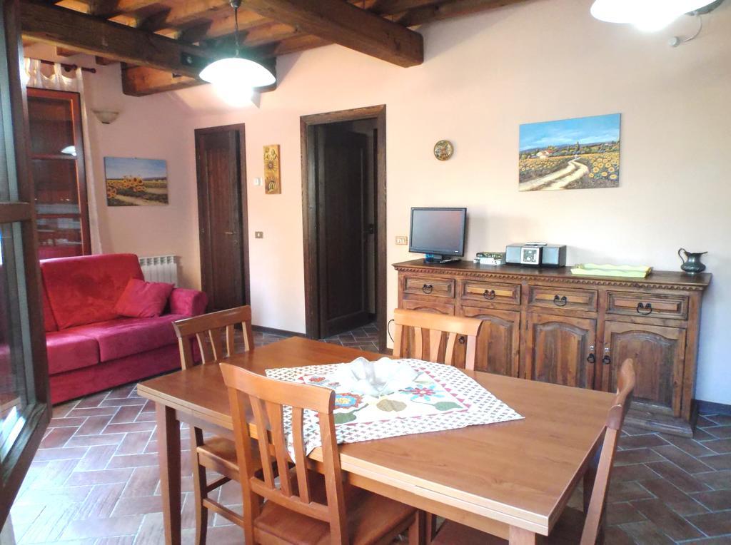 Apartments Borgo Toscano Gambassi Terme Zimmer foto